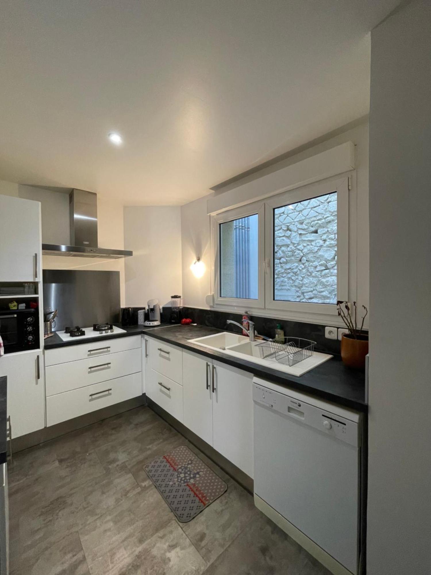 Appartement En Centre Ville 70M2 رانس المظهر الخارجي الصورة